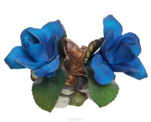 Цветочная композиция "Голубые розы"